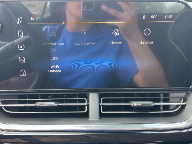 Chevrolet Trax Vehicle Image 17