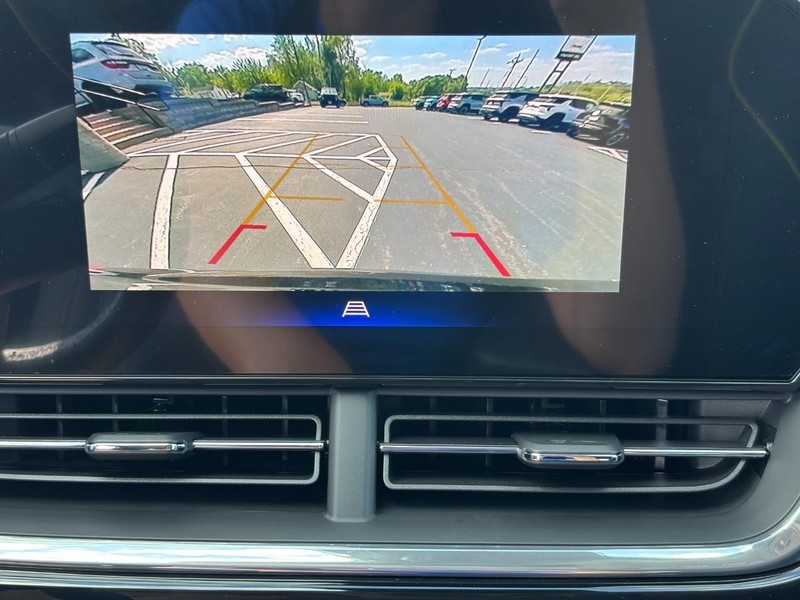 Chevrolet Trax Vehicle Image 18