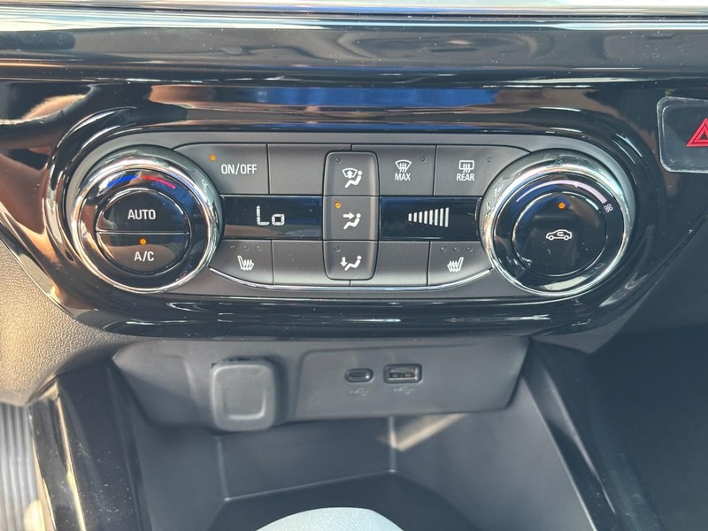 Chevrolet Trax Vehicle Image 19