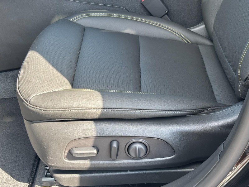 Chevrolet Trax Vehicle Image 22