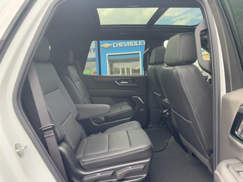 GMC Yukon Vehicle Image 06