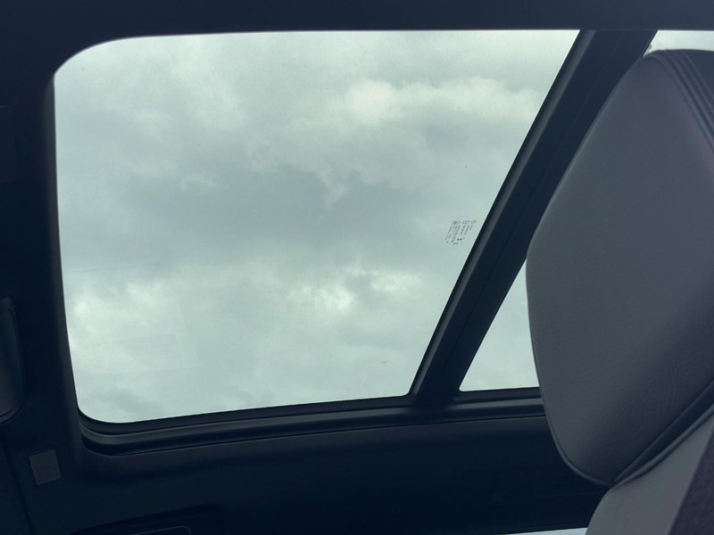 GMC Yukon Vehicle Image 23