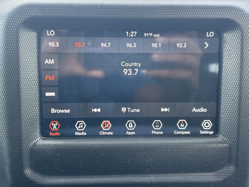 Jeep Wrangler Unlimited Vehicle Image 13