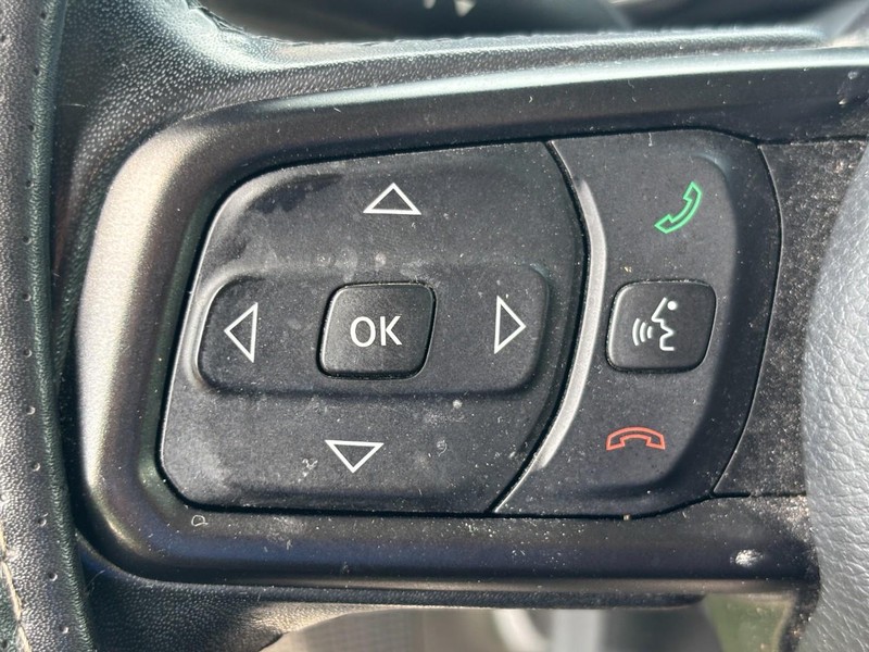 Jeep Wrangler Unlimited Vehicle Image 17