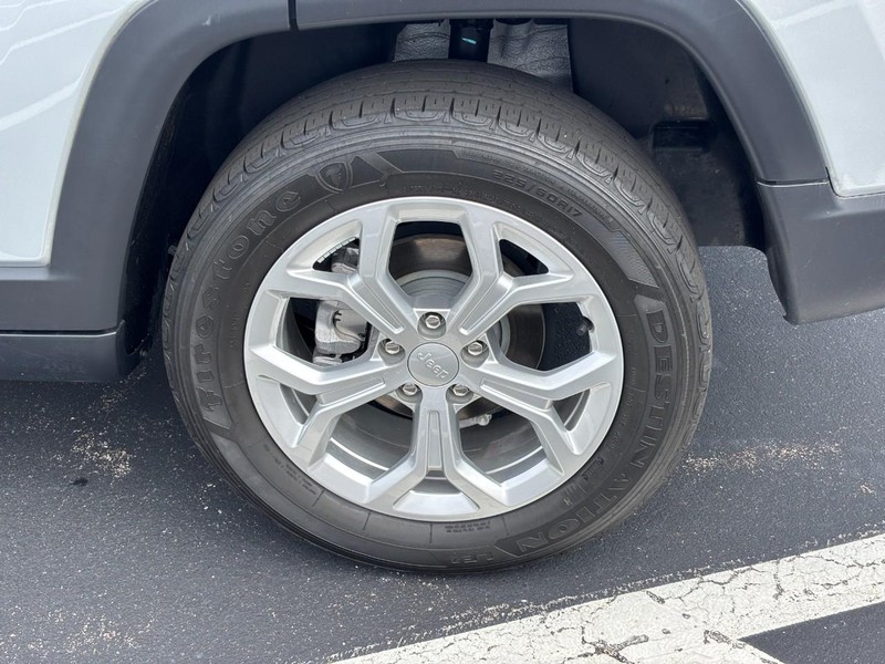 Jeep Compass Vehicle Image 07