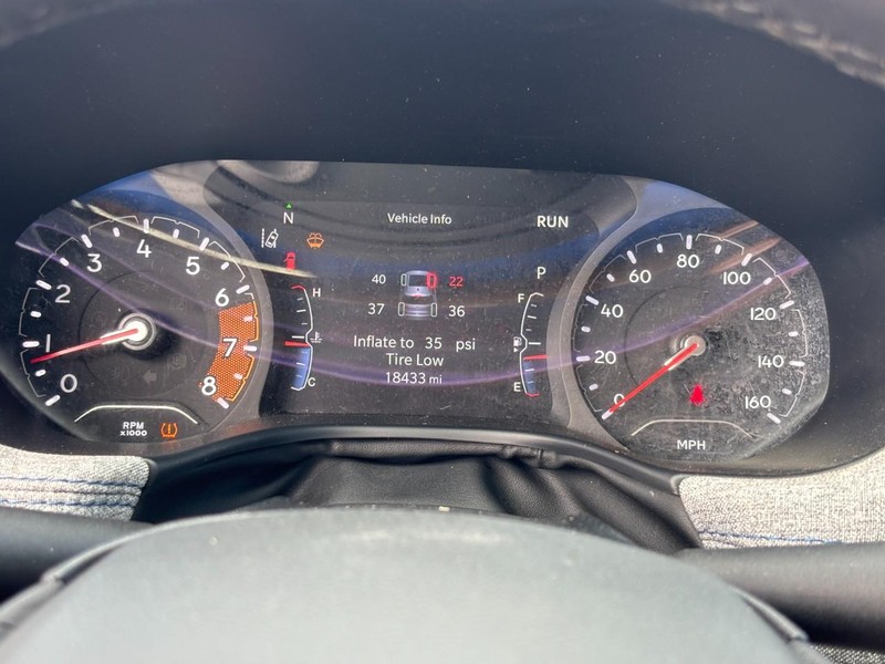 Jeep Compass Vehicle Image 19