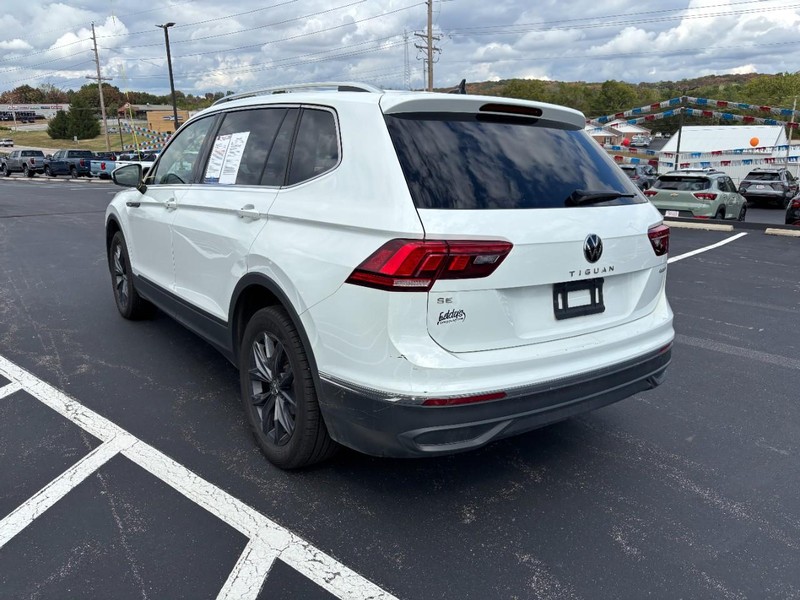 Volkswagen Tiguan Vehicle Image 06