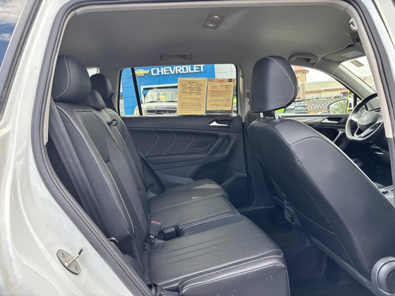 Volkswagen Tiguan Vehicle Image 10