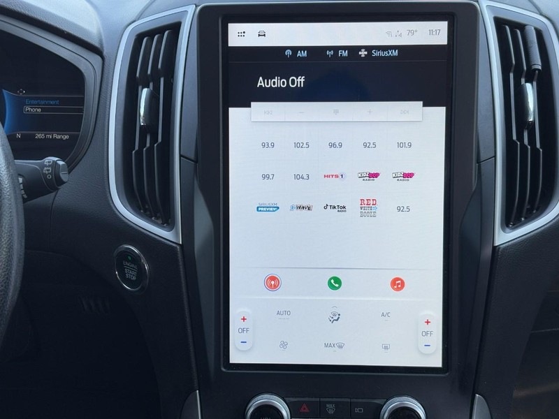 Ford Edge Vehicle Image 14