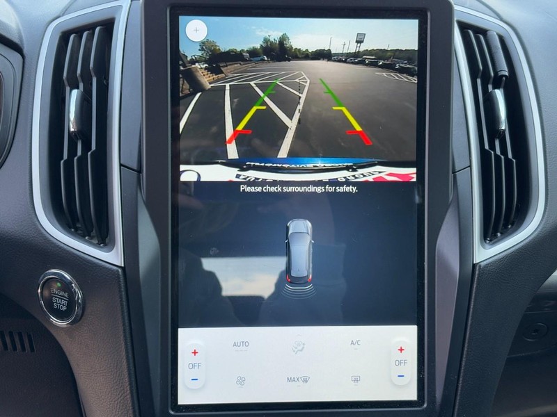 Ford Edge Vehicle Image 24