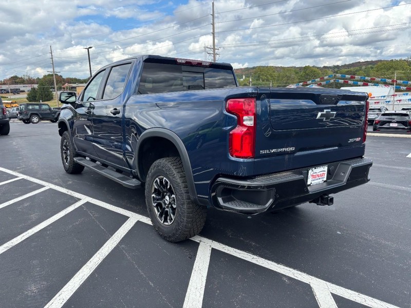 Chevrolet Silverado 1500 Vehicle Image 05