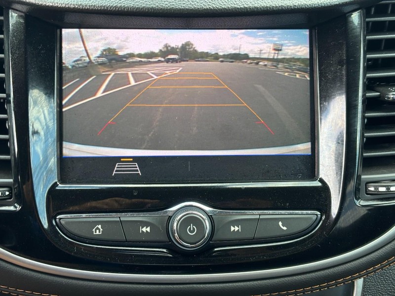 Chevrolet Trax Vehicle Image 21