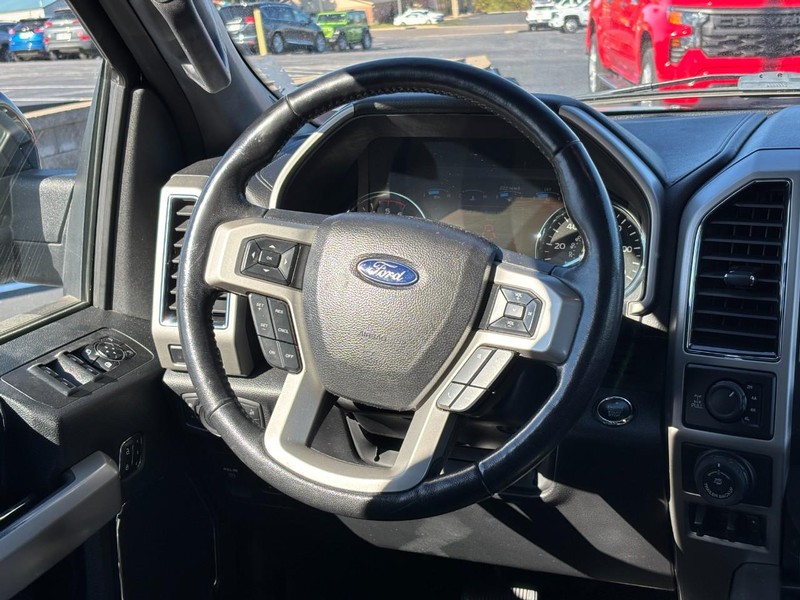 Ford F-150 Vehicle Image 12