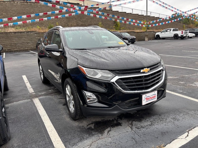 Chevrolet Equinox Vehicle Image 02