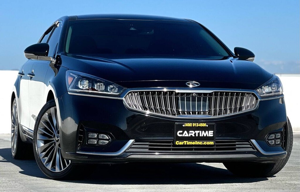 Kia Cadenza Vehicle Full-screen Gallery Image 02
