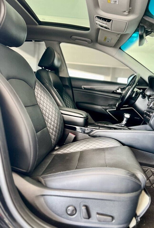 Kia Cadenza Vehicle Full-screen Gallery Image 32