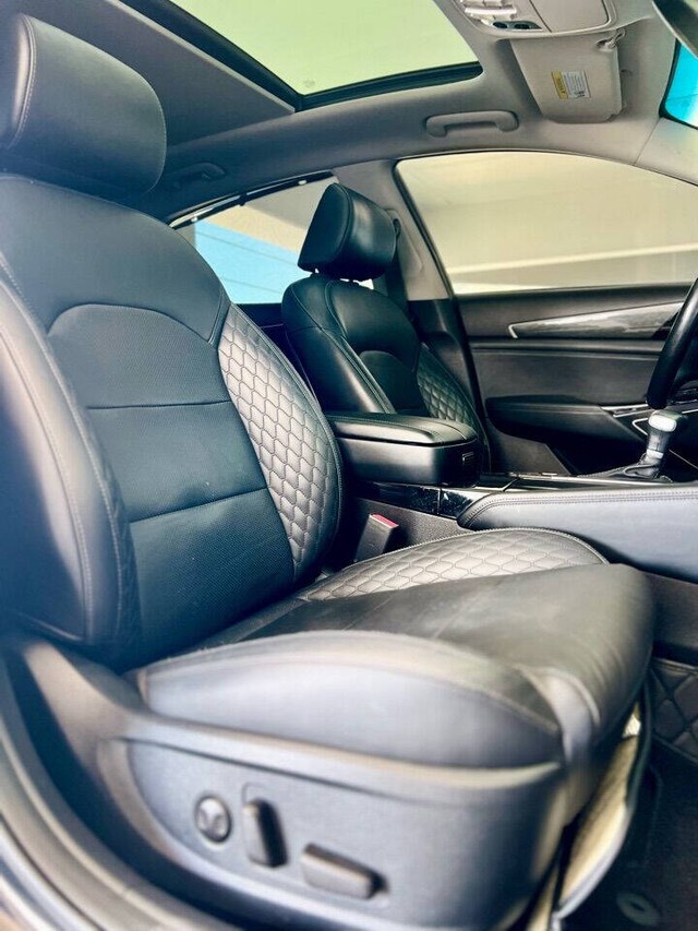 Kia Cadenza Vehicle Full-screen Gallery Image 33