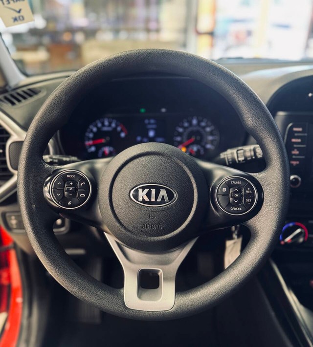 Kia Soul Vehicle Full-screen Gallery Image 07