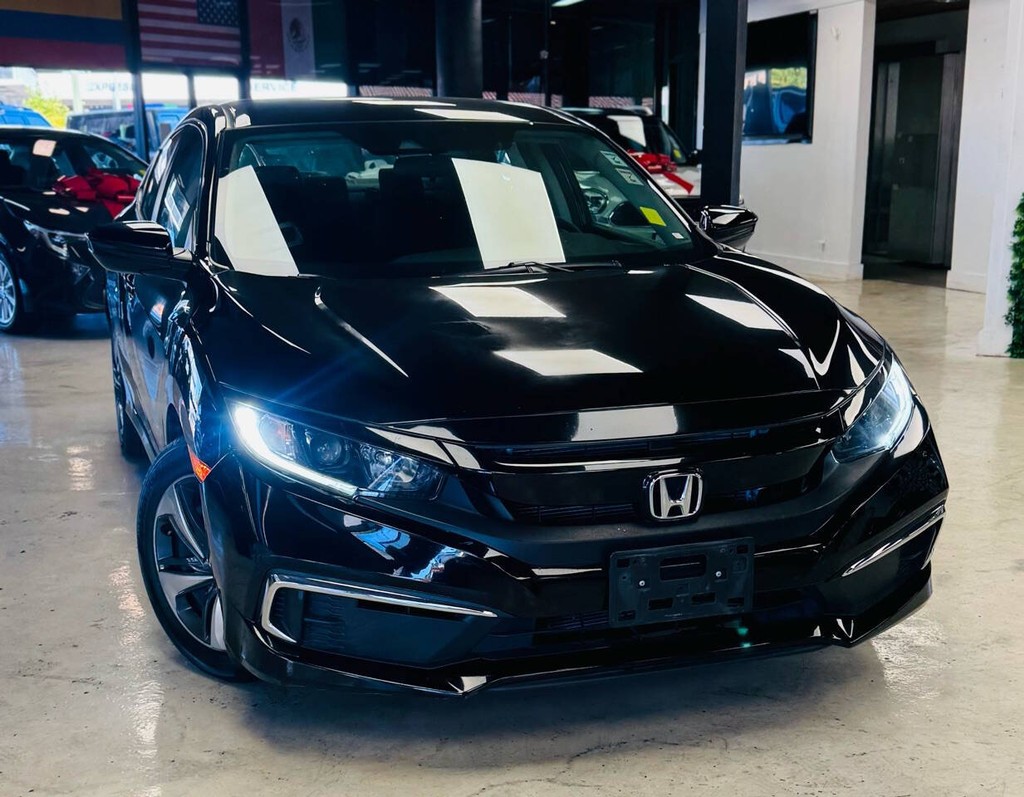 Honda Civic Sedan Vehicle Full-screen Gallery Image 02