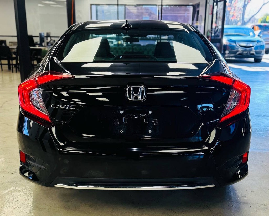 Honda Civic Sedan Vehicle Full-screen Gallery Image 07