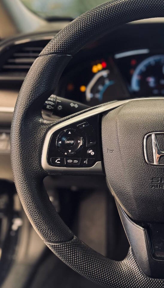 Honda Civic Sedan Vehicle Full-screen Gallery Image 09