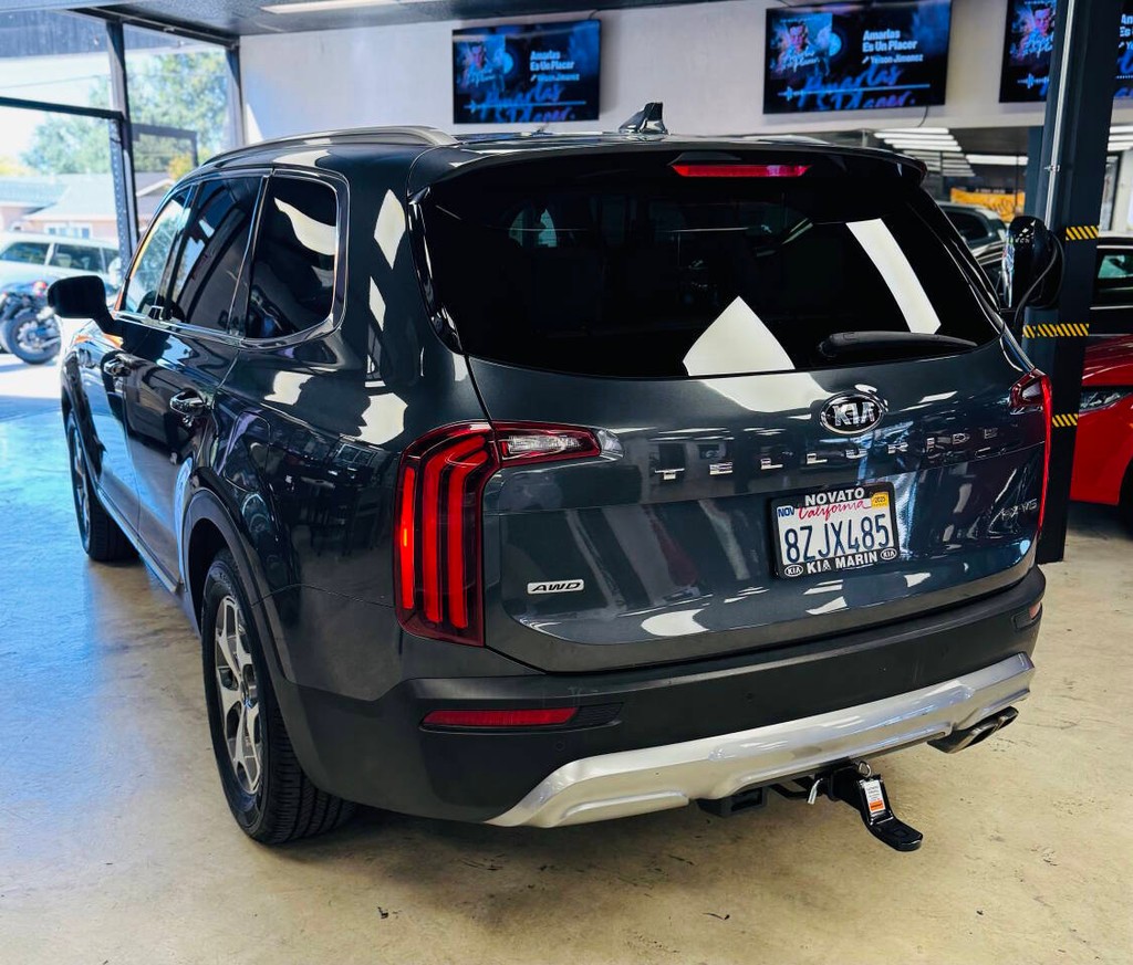 Kia Telluride Vehicle Full-screen Gallery Image 04