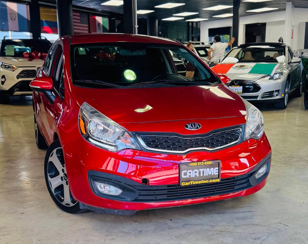 Kia Rio Vehicle Full-screen Gallery Image 02