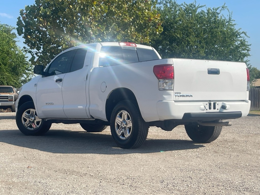 Toyota Tundra 2WD Truck Vehicle Full-screen Gallery Image 5