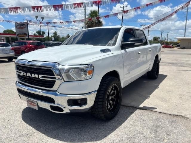 Ram 1500 4WD Lone Star Crew Cab - San Antonio TX