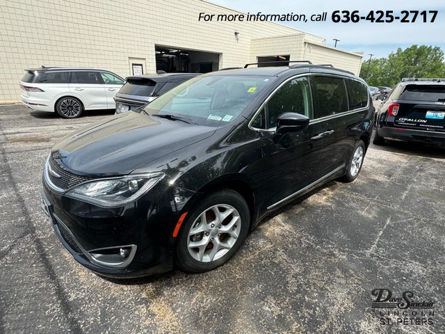 2017 Chrysler Pacifica Touring-L at Dave Sinclair Lincoln St. Peters in St. Peters MO