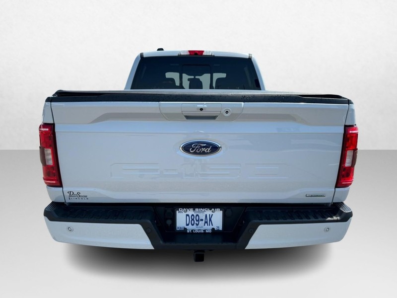Ford F-150 Vehicle Full-screen Gallery Image 06