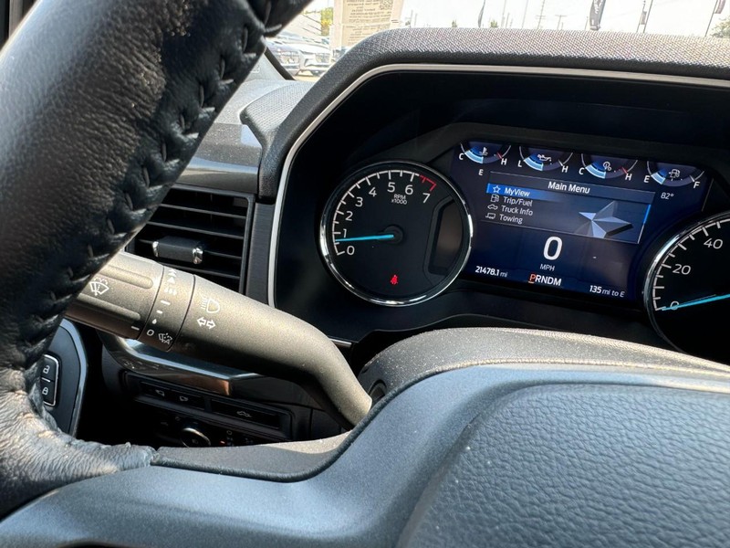 Ford F-150 Vehicle Full-screen Gallery Image 20