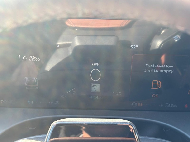Lincoln Aviator Vehicle Full-screen Gallery Image 21