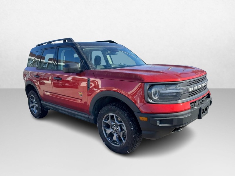 Ford Bronco Sport Vehicle Full-screen Gallery Image 03