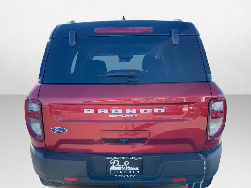 Ford Bronco Sport Vehicle Full-screen Gallery Image 06