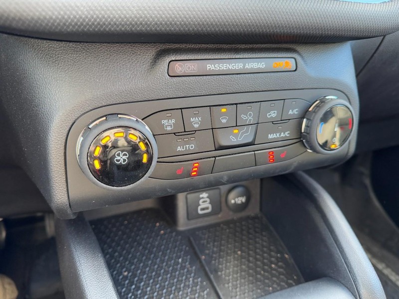 Ford Bronco Sport Vehicle Full-screen Gallery Image 15