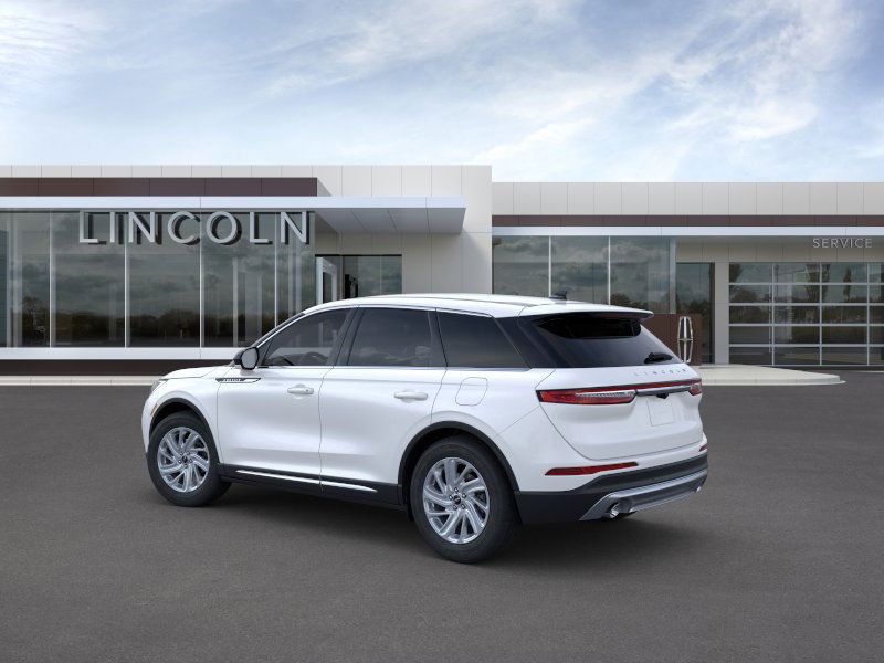 Lincoln Corsair Vehicle Full-screen Gallery Image 04