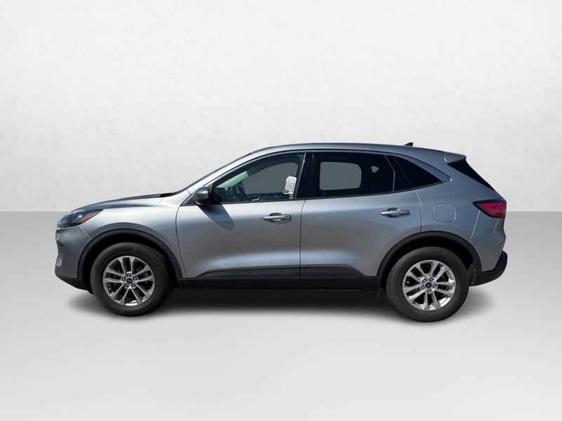 Ford Escape Vehicle Full-screen Gallery Image 08