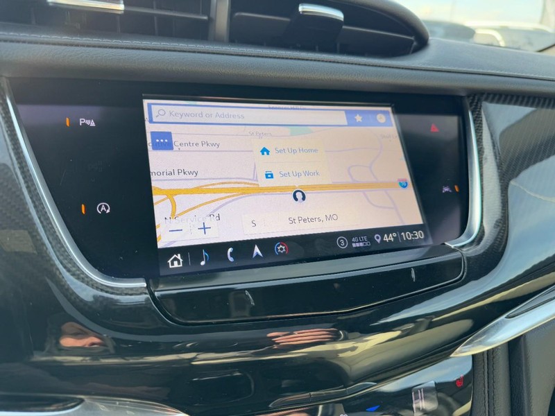 Cadillac XT6 Vehicle Full-screen Gallery Image 23