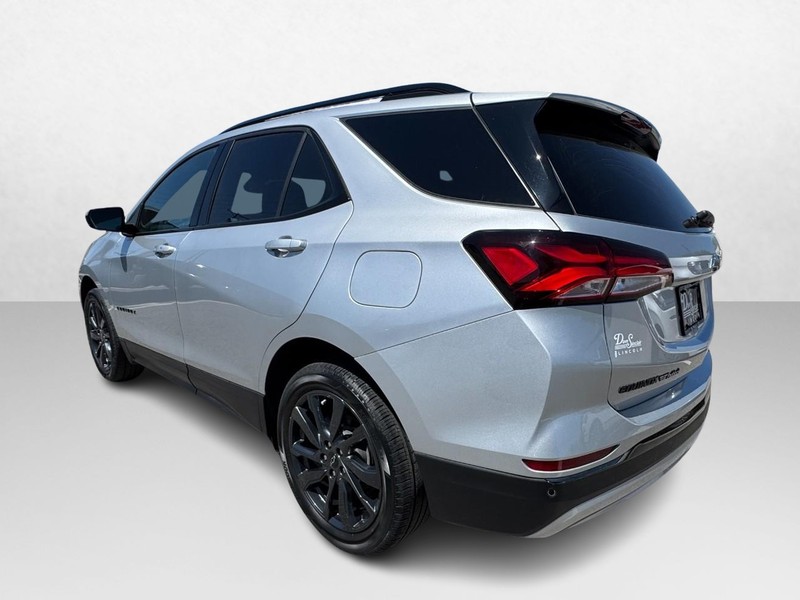 Chevrolet Equinox Vehicle Full-screen Gallery Image 07