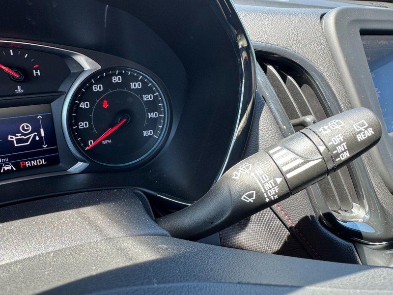 Chevrolet Equinox Vehicle Full-screen Gallery Image 21