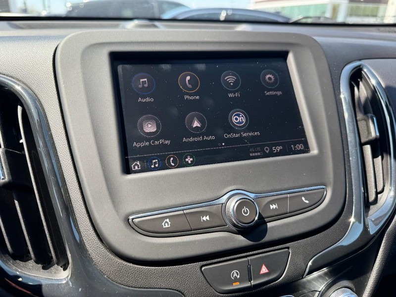 Chevrolet Equinox Vehicle Full-screen Gallery Image 23