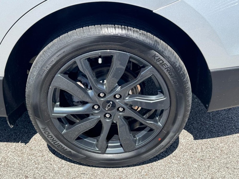 Chevrolet Equinox Vehicle Full-screen Gallery Image 27