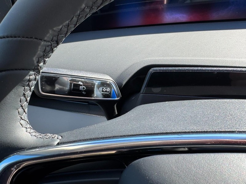 Lincoln Nautilus Vehicle Full-screen Gallery Image 20