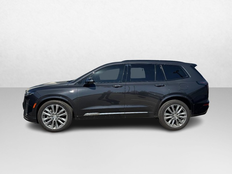 Cadillac XT6 Vehicle Full-screen Gallery Image 08