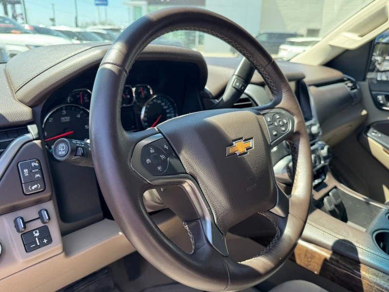 Chevrolet Tahoe Vehicle Full-screen Gallery Image 15