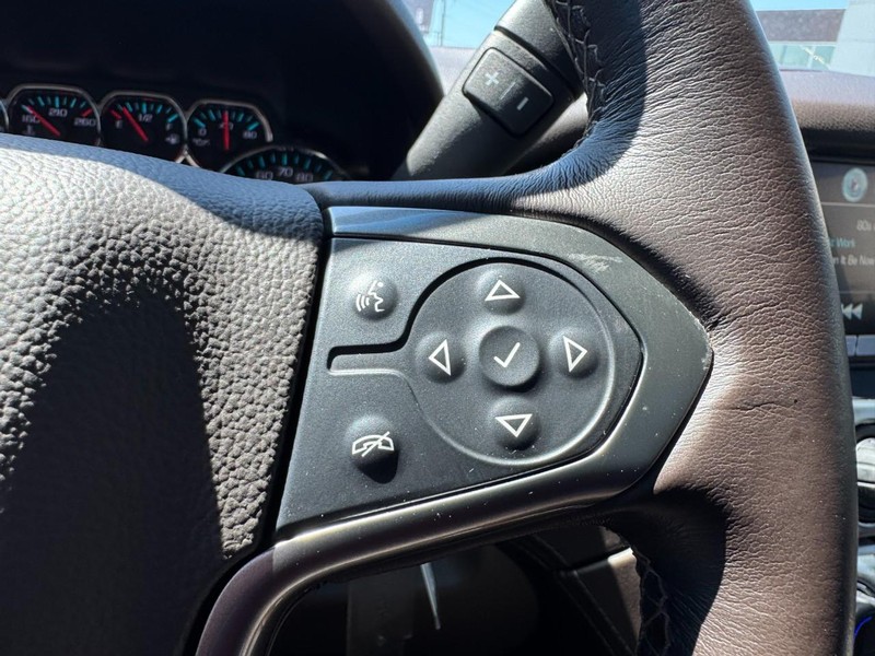 Chevrolet Tahoe Vehicle Full-screen Gallery Image 19