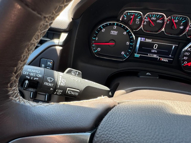 Chevrolet Tahoe Vehicle Full-screen Gallery Image 20