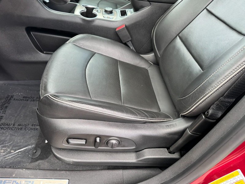GMC Terrain Vehicle Full-screen Gallery Image 26