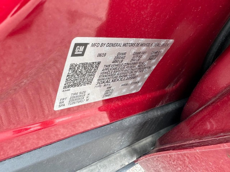 GMC Terrain Vehicle Full-screen Gallery Image 28